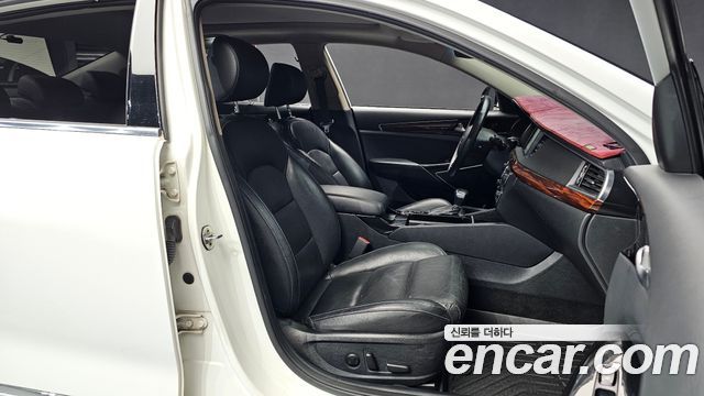 Kia K7 2016 — photo 12