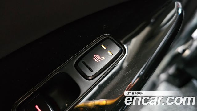Kia K7 2016 — photo 19