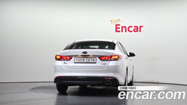 Kia K5 2017 — photo 4