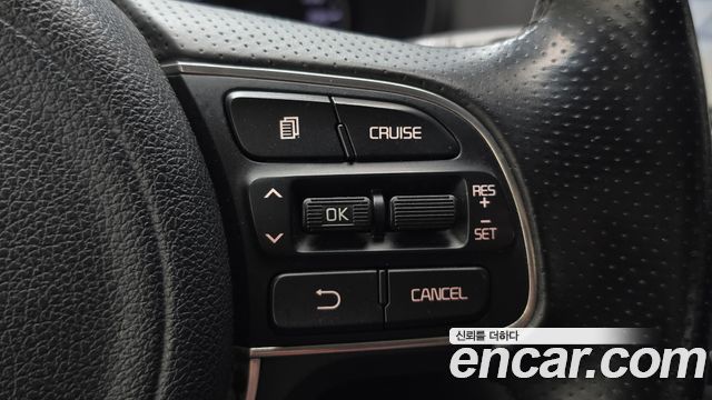 Kia K5 2017 — photo 18