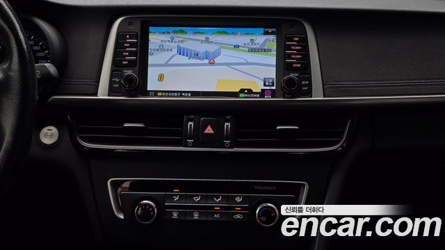 Kia K5 2017 — photo 19