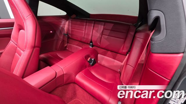 Porsche 911 2021 — photo 18