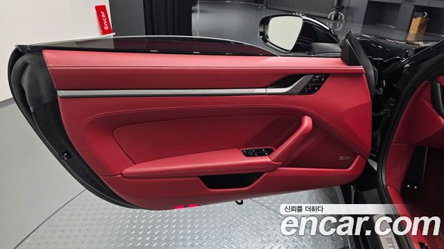 Porsche 911 2021 — photo 14