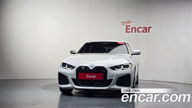 BMW i4 2023 — photo 3