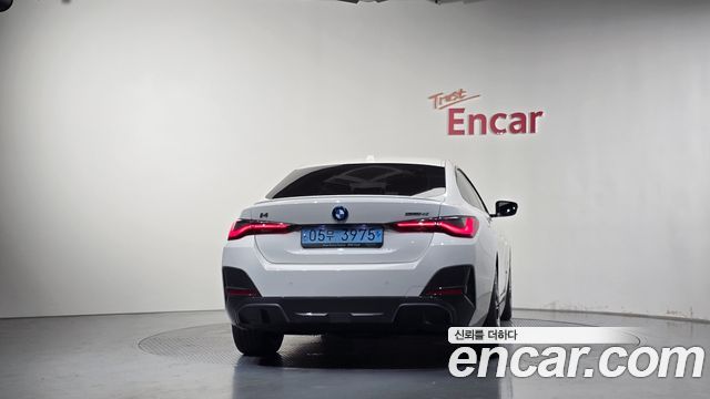 BMW i4 2023 — photo 4