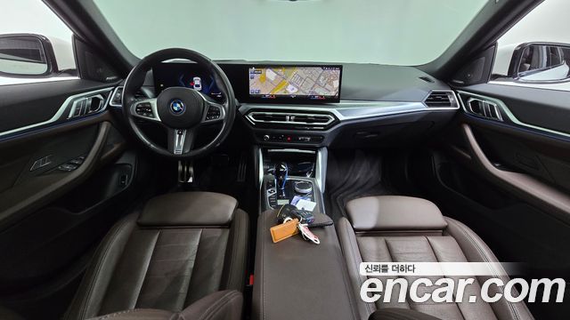 BMW i4 2023 — photo 10