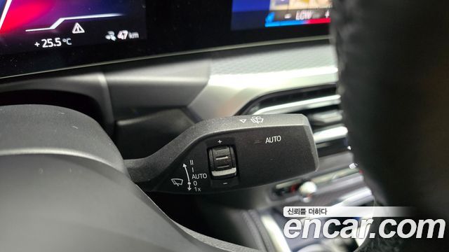 BMW i4 2023 — photo 26