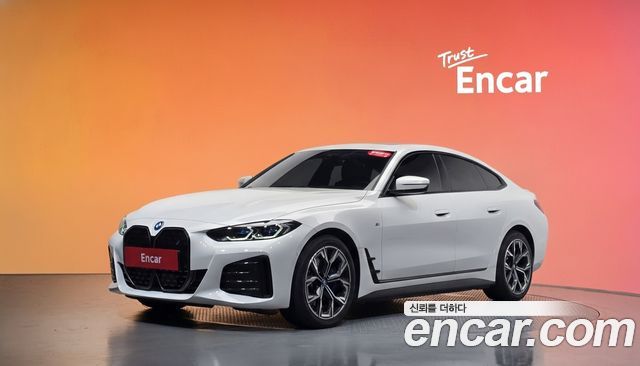 BMW i4 2023 — photo 1