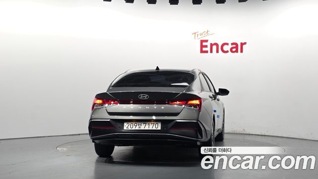 Hyundai AVANTE 2024 — photo 4