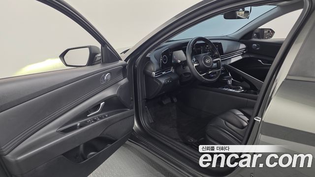 Hyundai AVANTE 2024 — photo 13