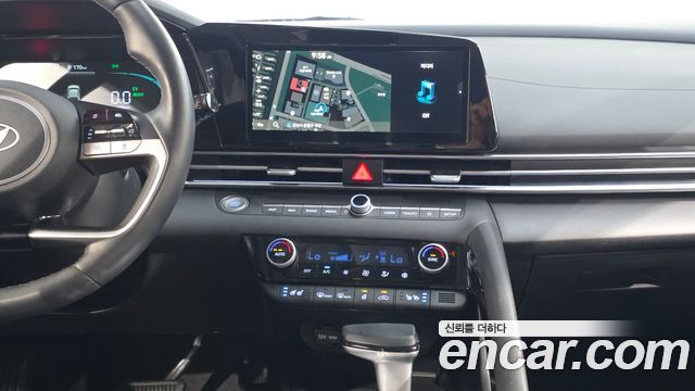 Hyundai AVANTE 2024 — photo 19