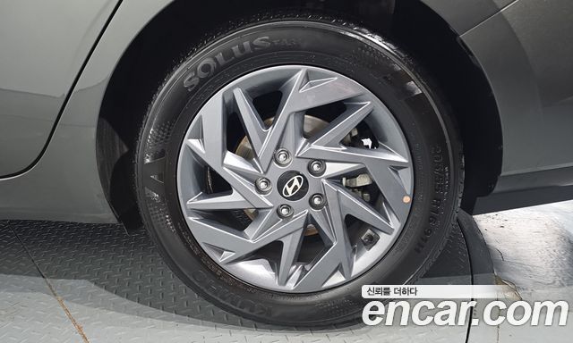 Hyundai AVANTE 2024 — photo 7