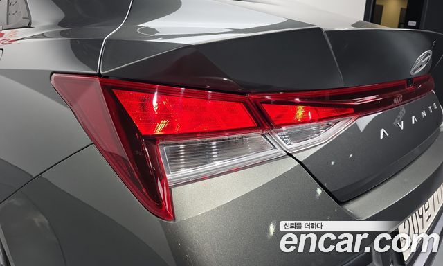 Hyundai AVANTE 2024 — photo 9
