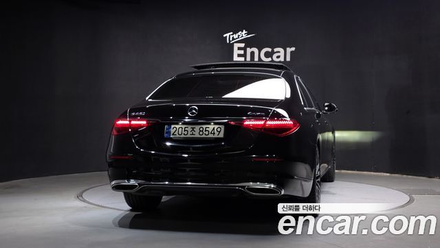 Mercedes-Benz S-Class 2023 — photo 4