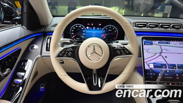 Mercedes-Benz S-Class 2023 — photo 19
