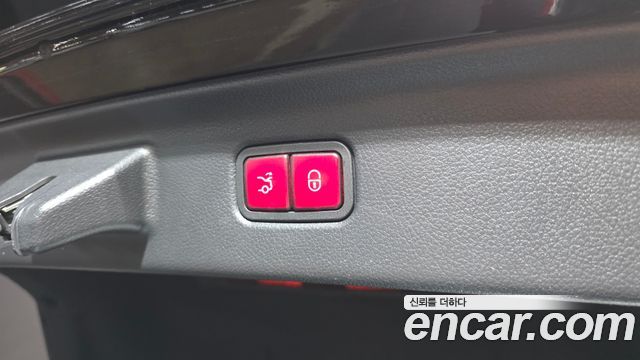 Mercedes-Benz S-Class 2023 — photo 31