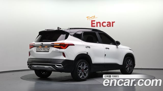 Kia Seltos 2020 — photo 2