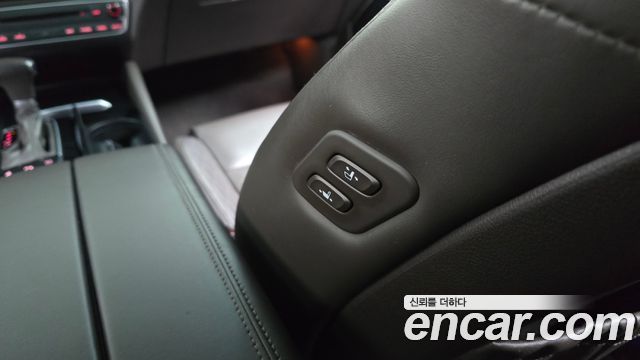 Kia K7 2018 — photo 26