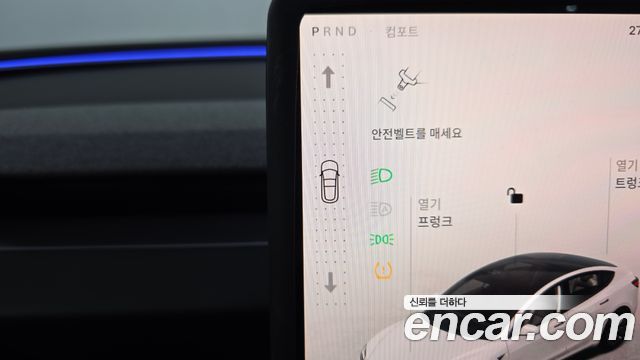 Tesla Model 3 2026 — photo 12