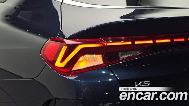 Kia K5 2023 — photo 9