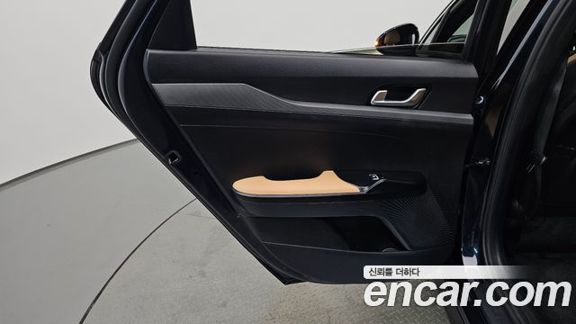 Kia K5 2023 — photo 15