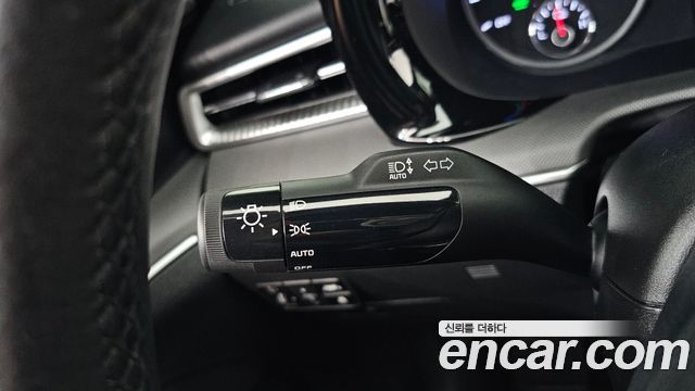 Kia K5 2023 — photo 27