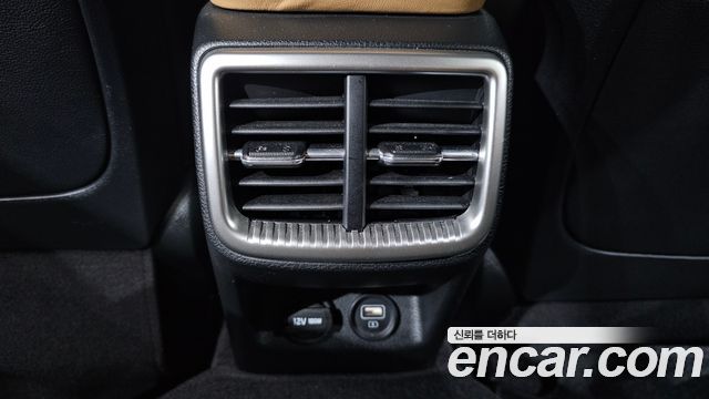 Kia K5 2023 — photo 32