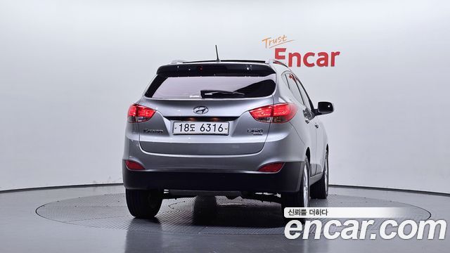 Hyundai Tucson 2011 — photo 4