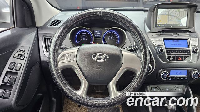 Hyundai Tucson 2011 — photo 13