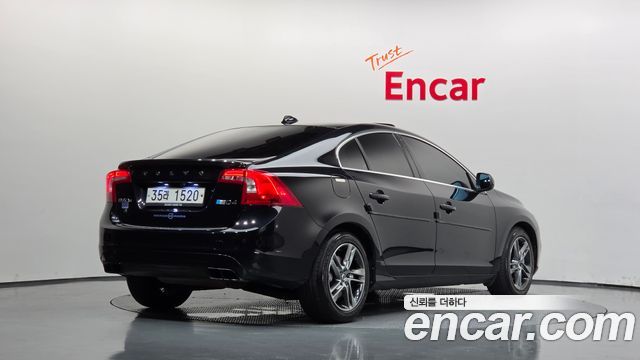 Volvo S60 2014 — photo 2