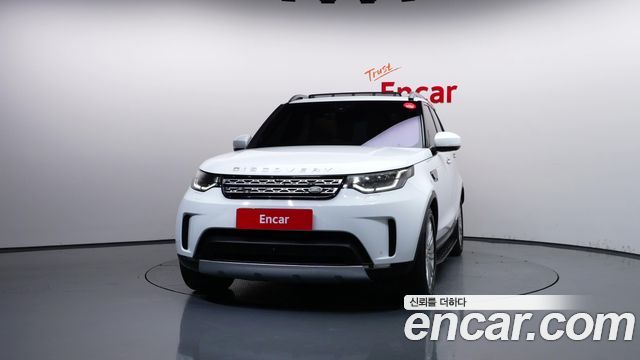 Land Rover Discovery 2017 — photo 3