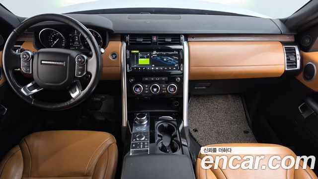 Land Rover Discovery 2017 — photo 7
