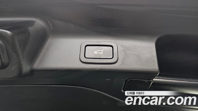 Jaguar F-PACE 2018 — photo 31