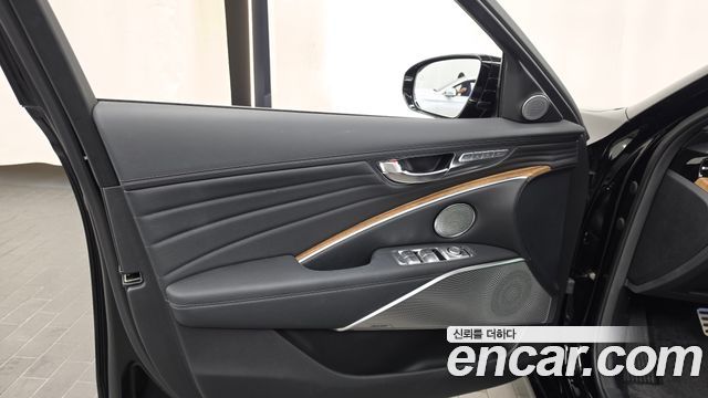 Kia K9 2023 — photo 14