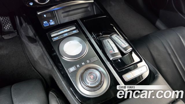 Genesis G80 2022 — photo 12