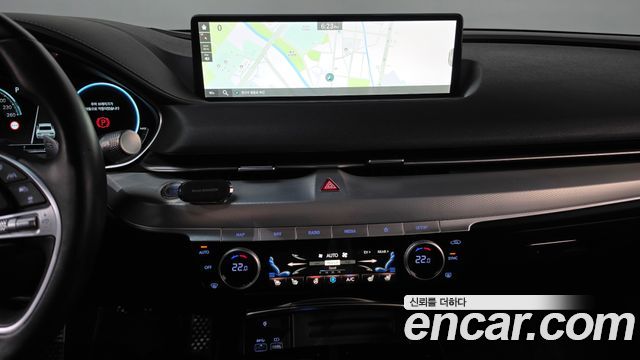 Genesis G80 2022 — photo 18
