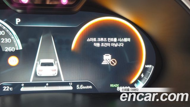 Genesis G80 2022 — photo 31