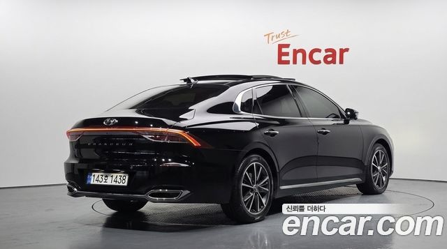 Hyundai Grandeur 2022 — photo 2