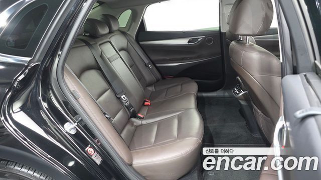 Hyundai Grandeur 2022 — photo 18
