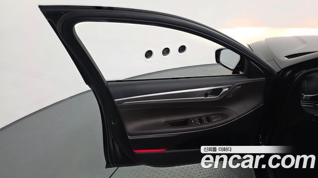 Hyundai Grandeur 2022 — photo 14