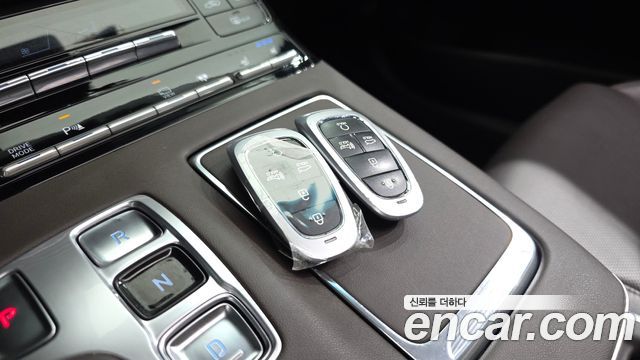 Hyundai Grandeur 2022 — photo 32