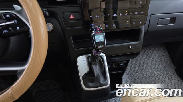 Hyundai Staria 2024 — photo 12