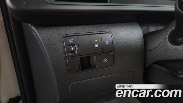 Hyundai Staria 2024 — photo 29