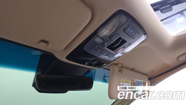 Hyundai Staria 2024 — photo 30