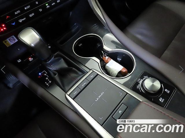Lexus RX 2021 — photo 12