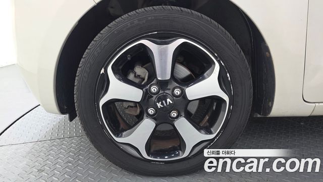Kia RAY 2013 — photo 5