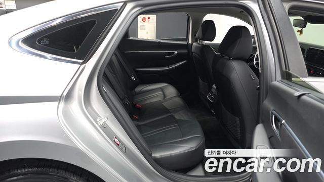 Hyundai Sonata 2020 — photo 18