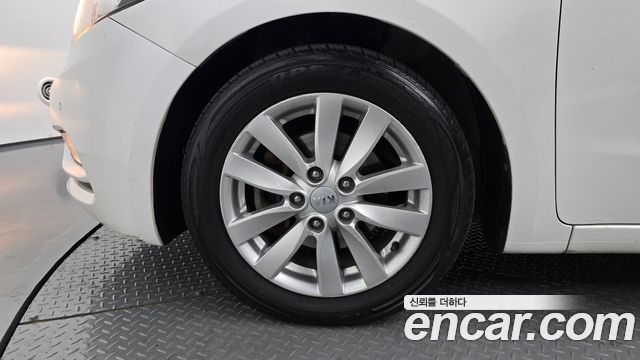 Kia K3 2015 — photo 5
