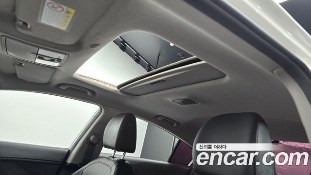 Kia K3 2015 — photo 19