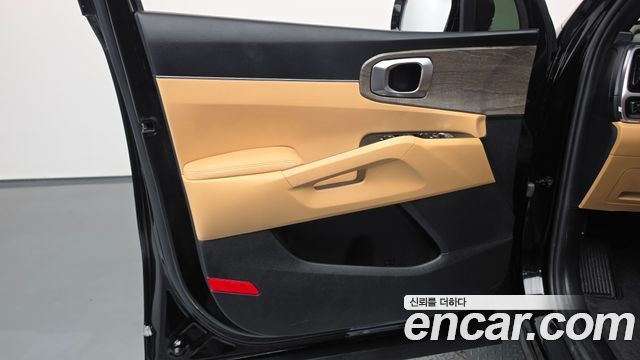 Kia Sorento 2022 — photo 14